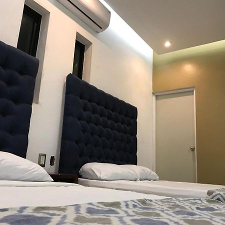 Hotel Plaza Amalia Тустла-Гутьеррес Экстерьер фото