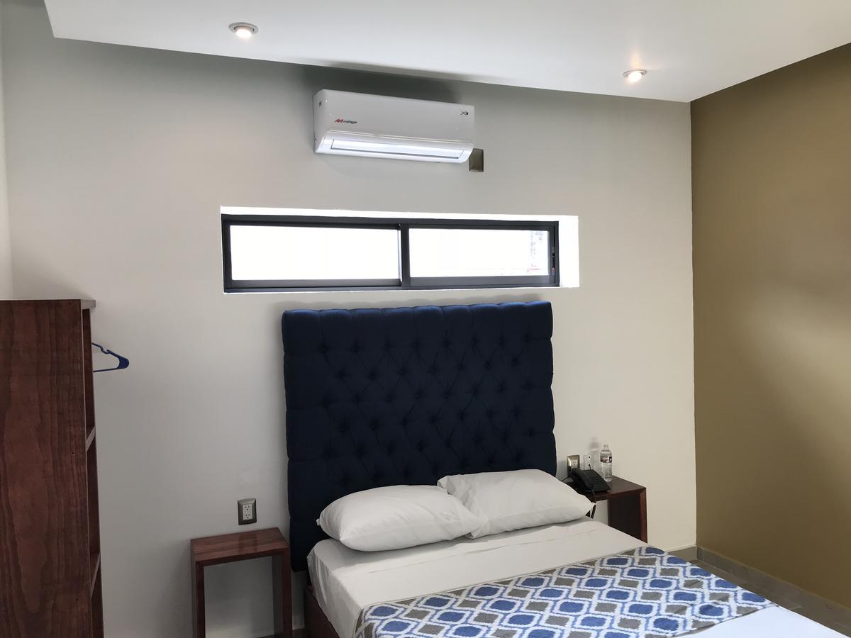 Hotel Plaza Amalia Тустла-Гутьеррес Экстерьер фото