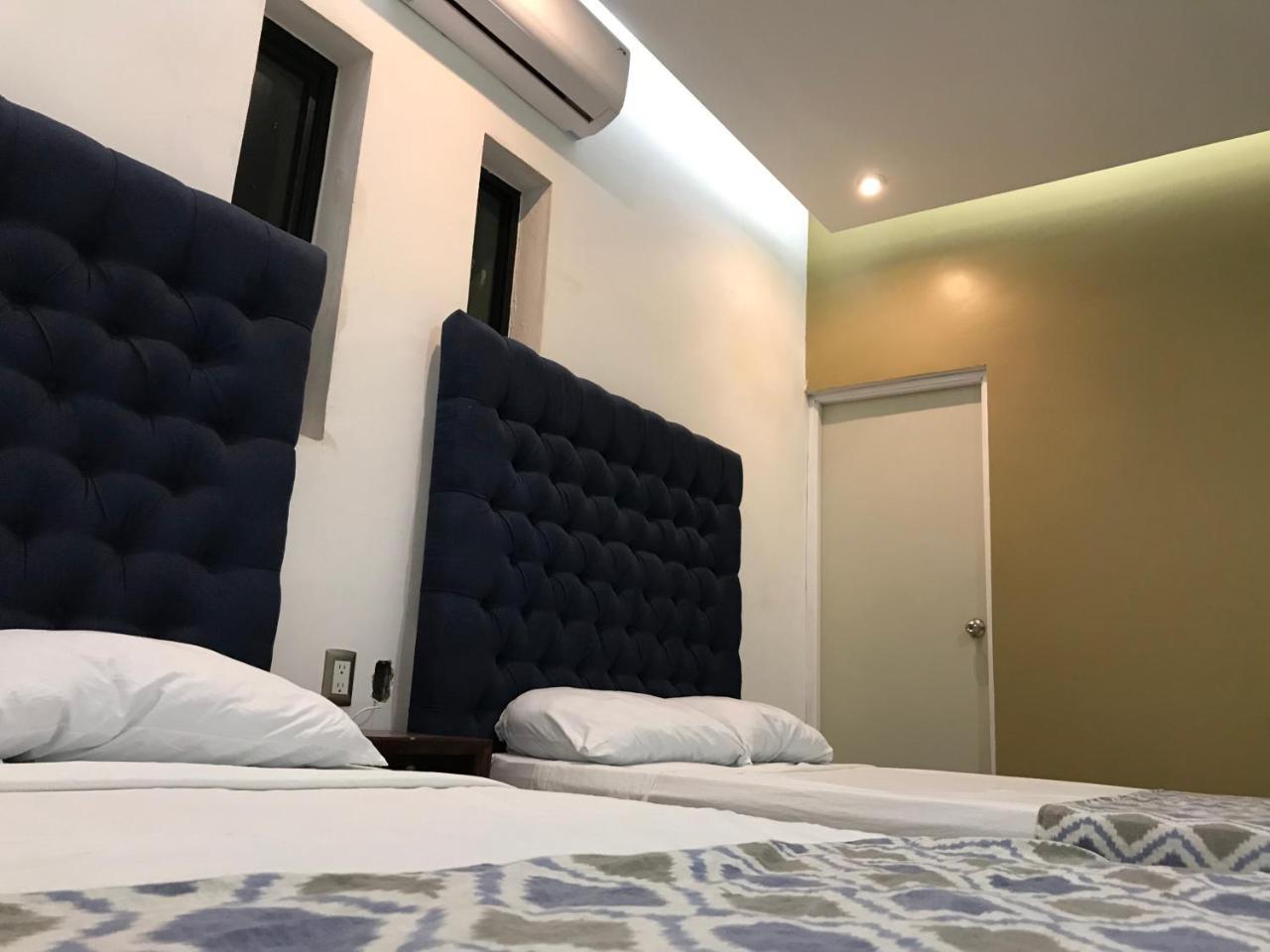 Hotel Plaza Amalia Тустла-Гутьеррес Экстерьер фото